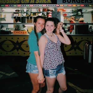 Meet your Posher, Savannah